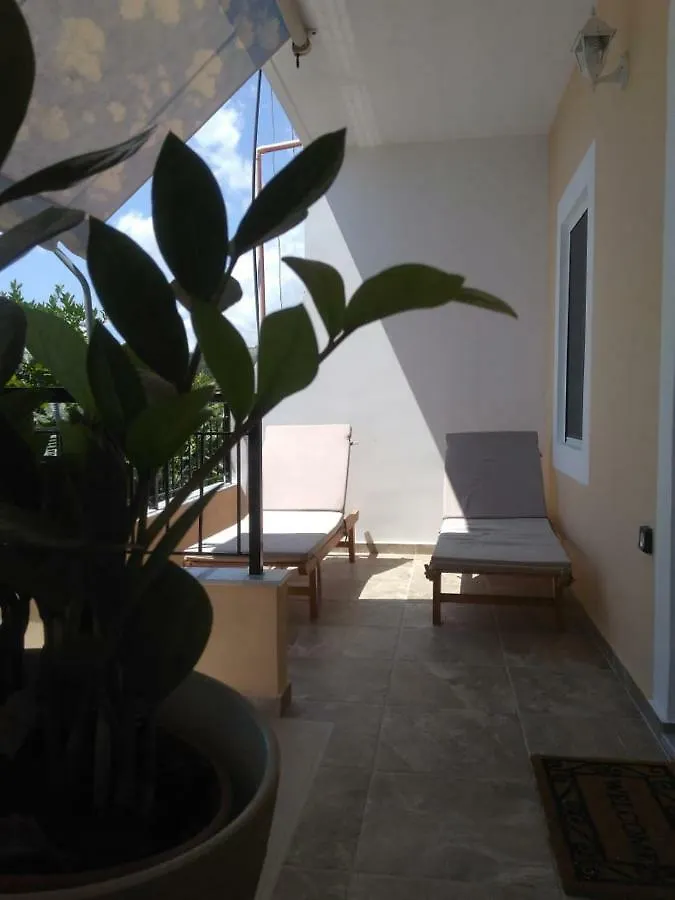 Brb Rooms Himara Apartament